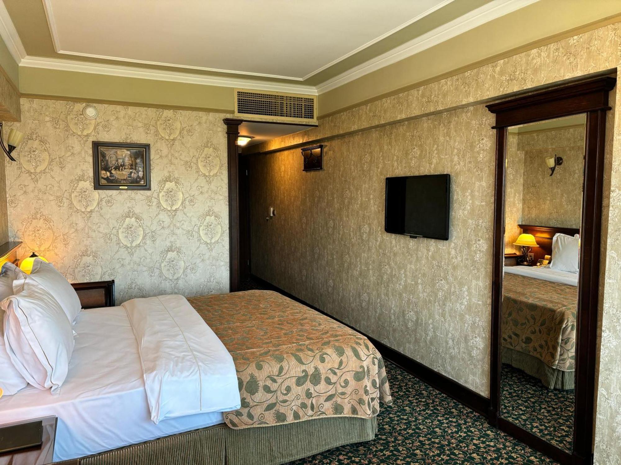 Germir Palas Hotel - Special Class Istanbul Exterior photo