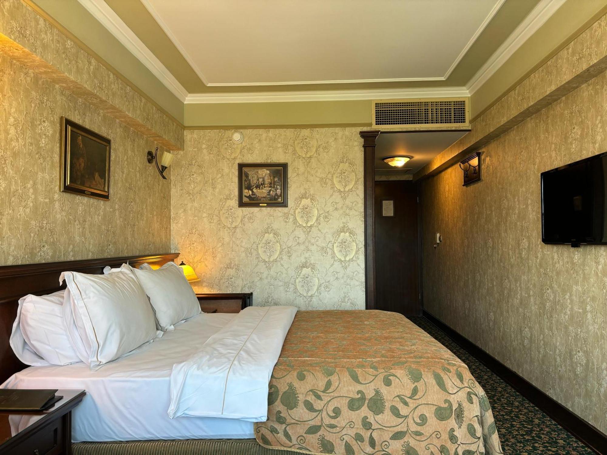 Germir Palas Hotel - Special Class Istanbul Exterior photo